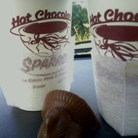 Foto scattata a Hot Chocolate Sparrow da Owenspride M. il 11/18/2012