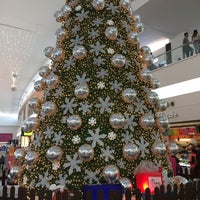 Photo taken at Paseo Los Mochis by Yelsin German V. on 12/28/2017