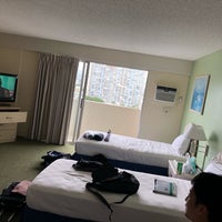 Foto tomada en Ambassador Hotel Waikiki  por にしむ。 el 2/15/2018