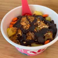 Photo taken at 16 Handles by Rana on 7/21/2019