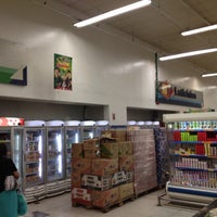 Photo taken at Supermercados Guanabara by Rodrigo D. on 12/11/2012