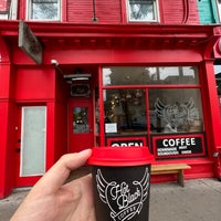10/17/2022 tarihinde Dani D.ziyaretçi tarafından HotBlack Coffee'de çekilen fotoğraf