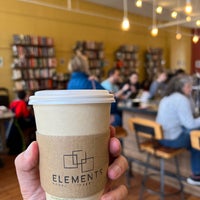 Photo taken at Elements: Books Coffee Beer by Dani D. on 4/7/2023