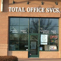 Foto tirada no(a) Total Office Services por Total Office Services em 2/19/2015