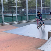 Photo taken at Olympiaplein Skatepark by El B. on 5/25/2019