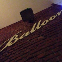 5/6/2013에 Francesca M.님이 Balloon Restaurant Lounge Bar에서 찍은 사진