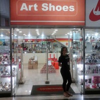 Photo taken at Art Shoes by Wallace S. on 9/19/2014