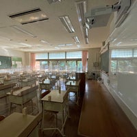 Photo taken at Gakushuin Boy’s Senior High School by いんでぶ on 10/15/2021