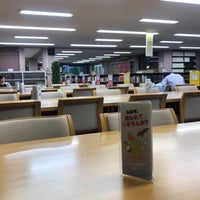 Photo taken at 図書館 by いんでぶ on 10/15/2018