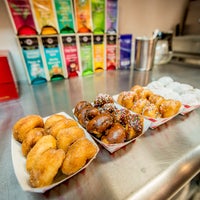 Foto tomada en Danny&amp;#39;s Mini Donuts  por Danny&amp;#39;s Mini Donuts el 2/8/2017