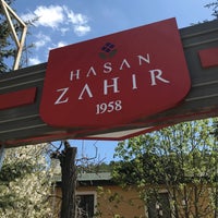 Photo taken at Hasan Zahir Et Lokantası by Muammmer Selim Y. on 4/29/2022