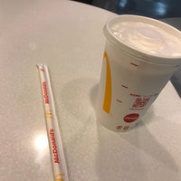 Photo taken at McDonald&amp;#39;s by 昊乃 ち. on 7/10/2018