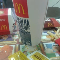 Photo taken at McDonald&amp;#39;s by Ana Luiza F. on 10/11/2012