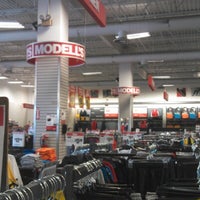 Photo taken at Modell&amp;#39;s Sporting Goods by Jeffrey Noah R. on 1/20/2013