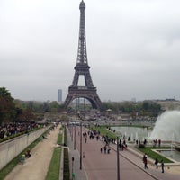 Photo taken at Place du Trocadéro by Grigory🇷🇺 on 5/1/2013