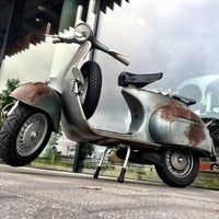 Photo taken at SIP Scootershop by Ralf R. on 5/25/2016