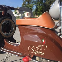 Foto scattata a SIP Scootershop da Ralf R. il 5/18/2016