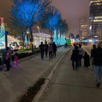 Photo taken at Uptown Houston Holiday Lighting by # on 11/29/2019