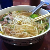 Photo taken at Pho Duy 6 by Vince B. on 11/18/2012