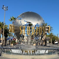 Photo taken at Universal Studios Hollywood Globe and Fountain by Mohammad on 1/4/2024