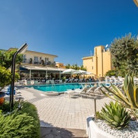 รูปภาพถ่ายที่ Hotel Florida Sorrento โดย Hotel Florida Sorrento เมื่อ 7/14/2021