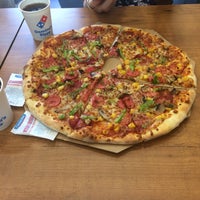 Photo taken at Domino&amp;#39;s Pizza by Gülsüm Furkan on 8/19/2017