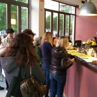 Foto scattata a Cafè Popolare da Cafè Popolare il 2/5/2017