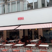 รูปภาพถ่ายที่ NONA Pizza โดย Ahmad A. เมื่อ 7/21/2022