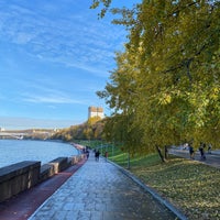 Photo taken at Luzhnetskaya Embankment by Mika V. on 10/10/2021