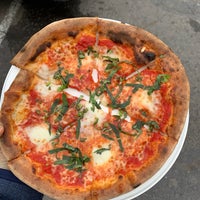 4/20/2019 tarihinde Sheila D.ziyaretçi tarafından Firetrail Pizza'de çekilen fotoğraf
