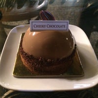 Foto scattata a Cheeky Chocolate da Mimi il 3/15/2015