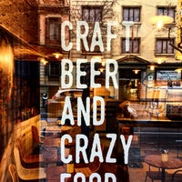 Foto tomada en La Menuda - Craft Beer &amp;amp; Crazy Food  por Ismael Y. el 1/16/2017