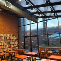 Foto tomada en Book Trader Cafe  por MariOh&amp;#39; el 3/8/2024