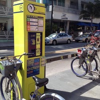 รูปภาพถ่ายที่ Bike &amp; Roll Miami โดย Leonardo C. เมื่อ 3/15/2013