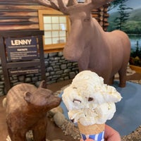 Photo taken at Len Libby Chocolatier by mike p. on 7/14/2019