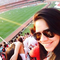 Photo taken at Estádio Morumbi (São Paulo/SP) by Lidyane C. on 9/14/2014