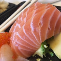 Foto tirada no(a) Sushi Asia por May-Line Å. em 6/14/2018