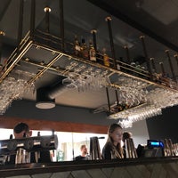 11/22/2018 tarihinde Mellingsaterziyaretçi tarafından Bjerck Restaurant &amp; Bar'de çekilen fotoğraf