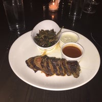 Foto scattata a Parlor Steak and Fish da Parker R. il 11/5/2017