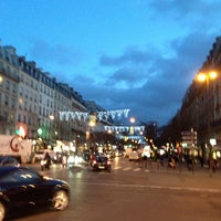 Photo taken at Avenue des Gobelins by Oukia on 12/21/2012