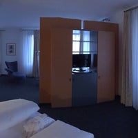 รูปภาพถ่ายที่ TRYP Düsseldorf Airport Hotel โดย berti4 เมื่อ 1/15/2019
