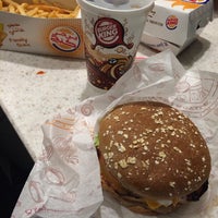 Photo taken at Burger KING by Shatha .. on 2/14/2014