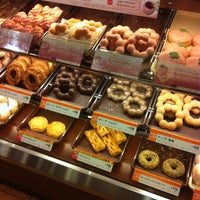 Photo taken at Mister Donut by Hulusi on 3/4/2014
