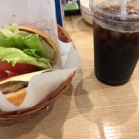 Photo taken at MOS Burger by どしゅん d. on 10/18/2019