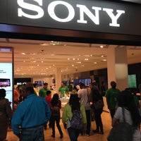 Photo taken at Sony Store by Melissa C. on 3/30/2013
