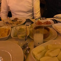 รูปภาพถ่ายที่ Afrodit Restaurant โดย Selçuk Y. เมื่อ 1/29/2017