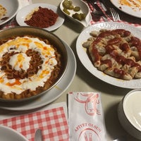 Photo taken at Gurme Mantı&amp;amp;Kahvaltı by Kübra on 3/10/2017