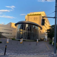 Photo taken at 日本大学藝術学部 江古田校舎図書館 by Rui B. on 8/11/2022