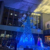 Photo taken at Marunouchi Oazo by Rui B. on 12/15/2023