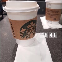Photo taken at Starbucks by Yasemin🌿 on 7/24/2018